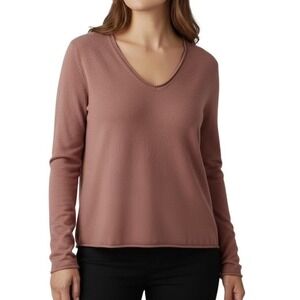 Chicos Size 2 Large Pink V Neckline Lightweight Sweater Minimalist Capsule Work